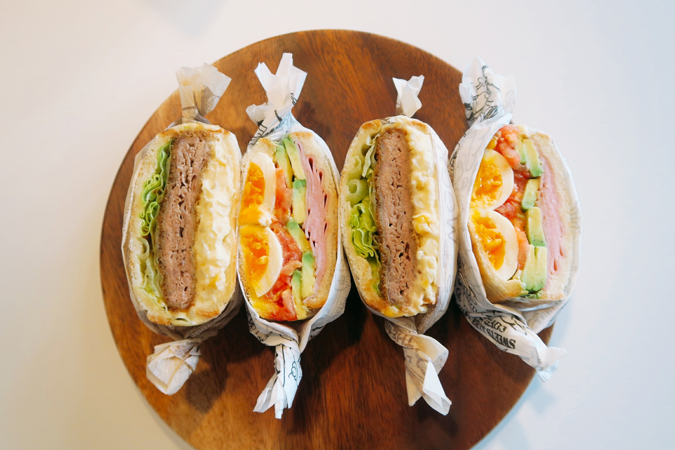 今日のお弁当 ランチミーティングはサンドイッチで Eatpick