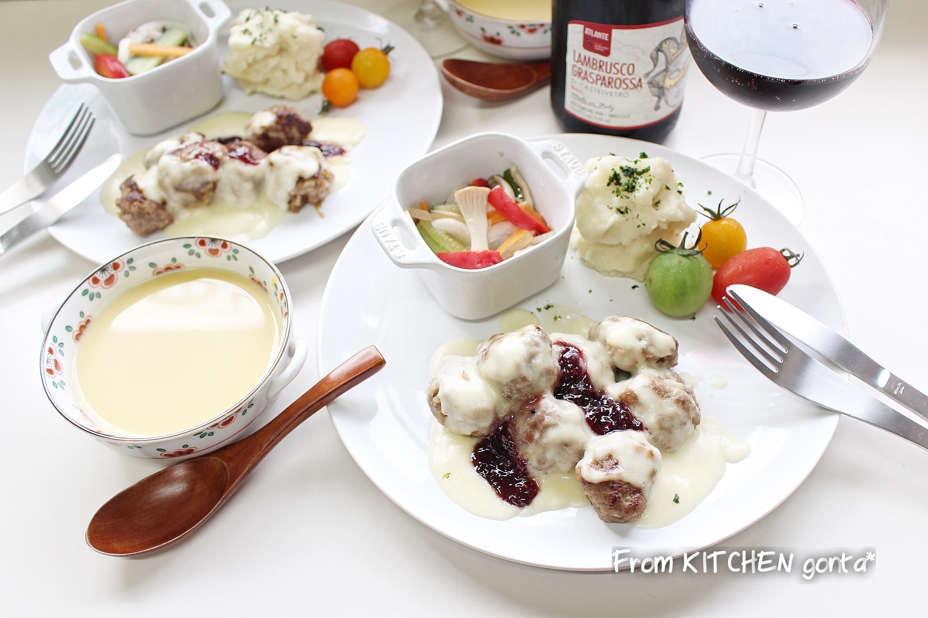 Ikea風ミートボール With甘酒入りかぼちゃの冷製スープ Eatpick