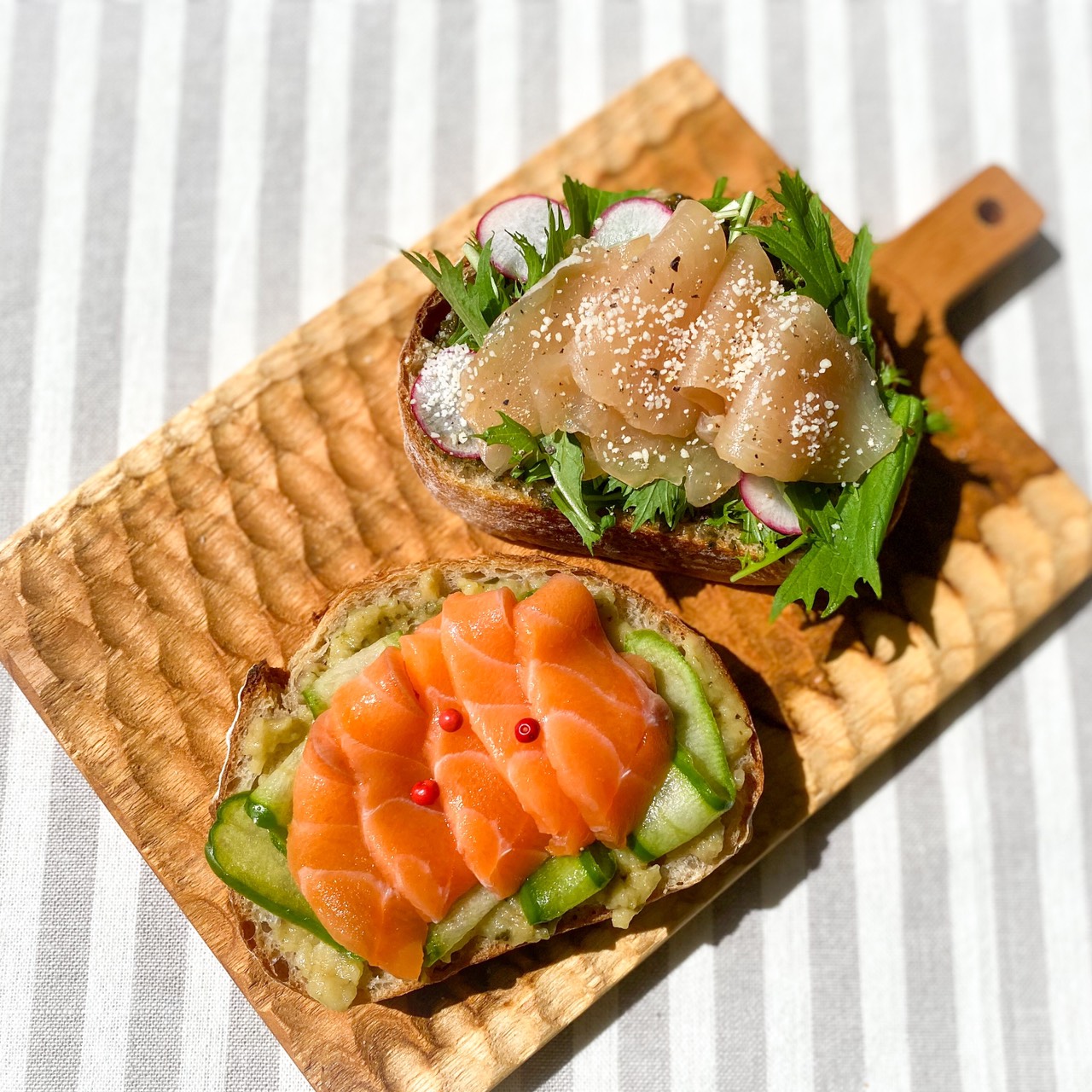 サーモン 生ハムのオープンサンド Eatpick
