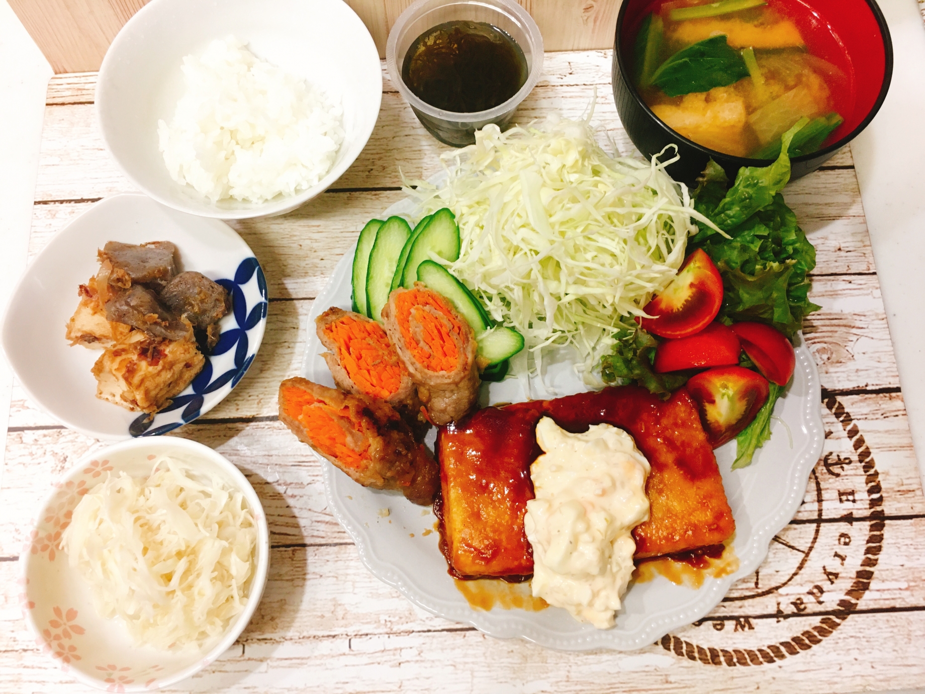 トンテキ風豆腐ステーキ タルタルソース掛け Eatpick