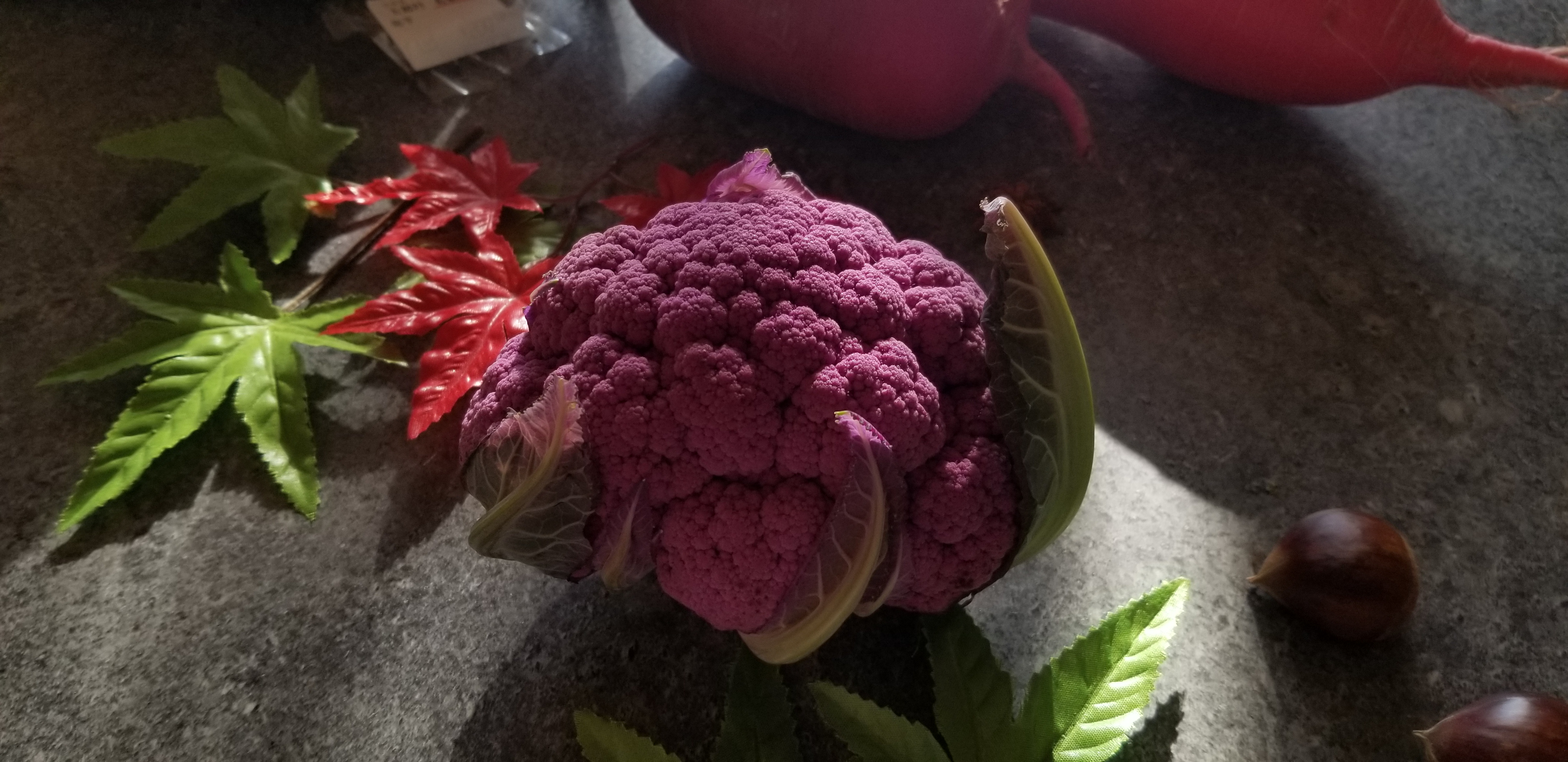 紫のカリフラワーは 茹で方で色が変わります Eatpick