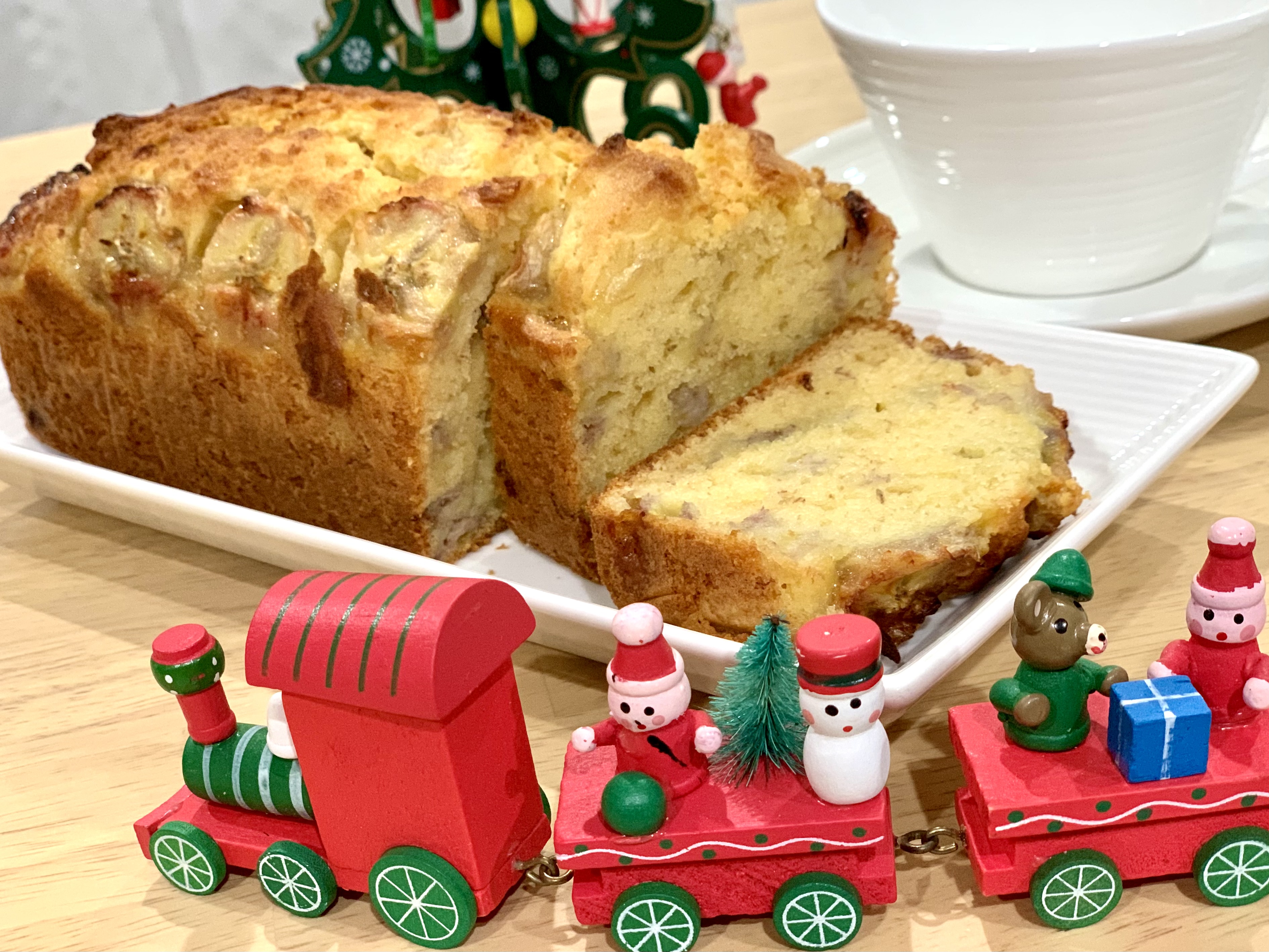 バナナのパウンドケーキと珈琲 Eatpick