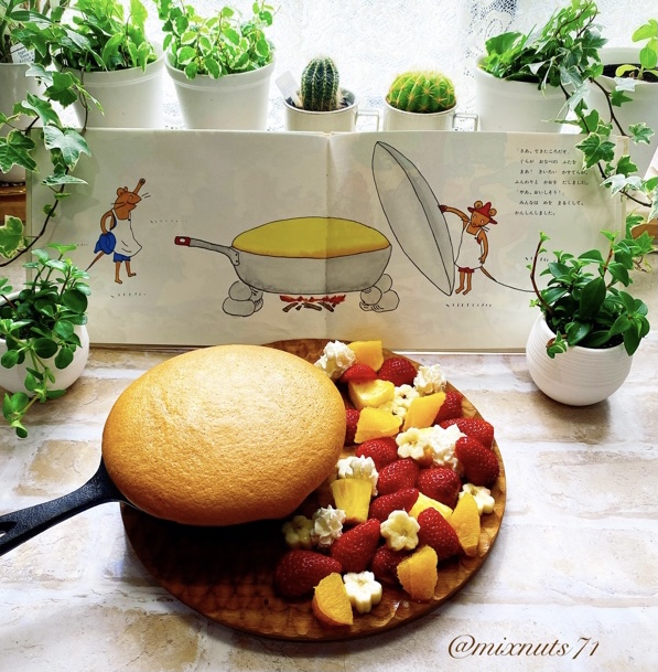 昭和天ぷら粉でぐりとぐらのパンケーキ Eatpick 昭和天ぷら粉でぐりとぐらのパンケーキ Eatpick