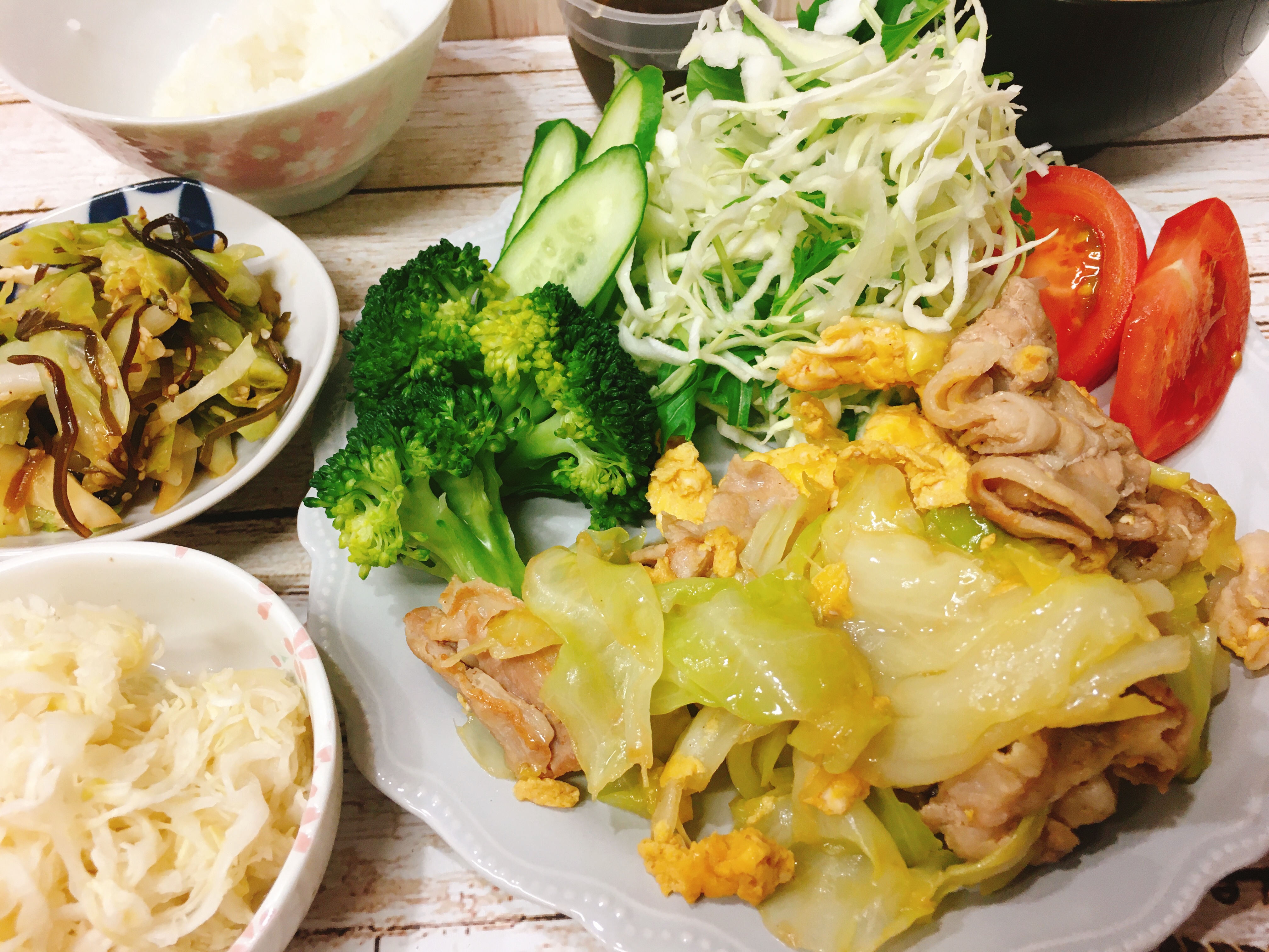 キャベツづくしな夜ごはん Eatpick キャベツづくしな夜ごはん Eatpick