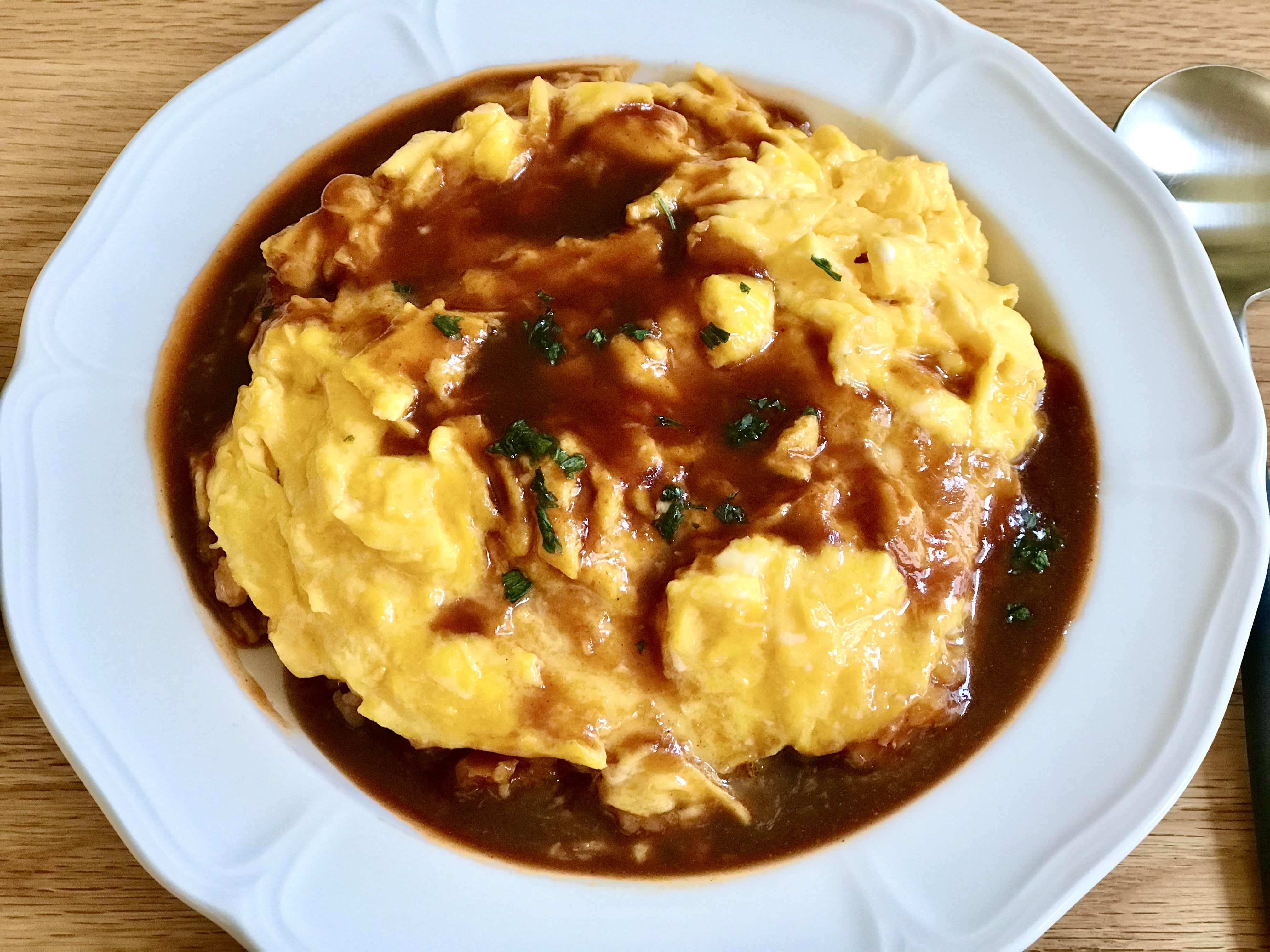 ぐっち夫婦レシピ 失敗しない ふわとろデミオムライス またまた作ってみました Eatpick