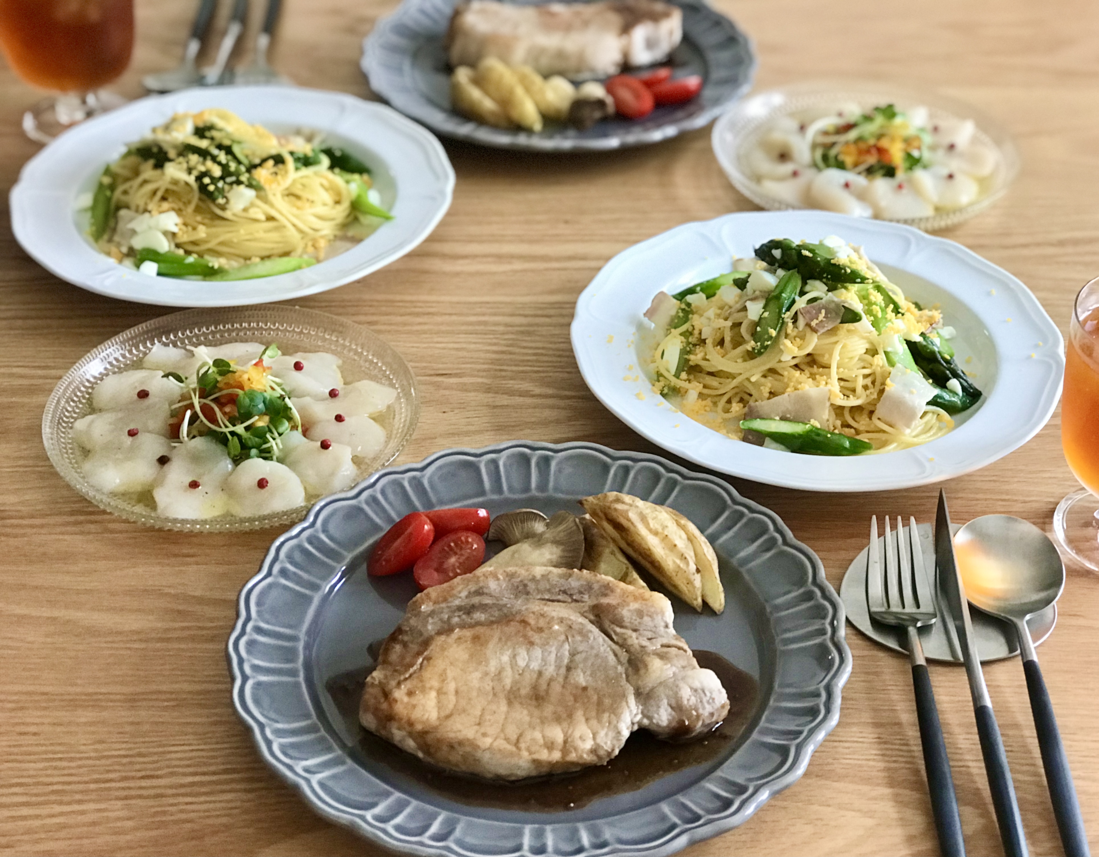 手作りバースデーランチ ちょっとプロの裏技を使ったパスタ ポークステーキ カルパッチョ Eatpick 手作りバースデーランチ ちょっとプロの裏技を使ったパスタ ポークステーキ カルパッチョ Eatpick