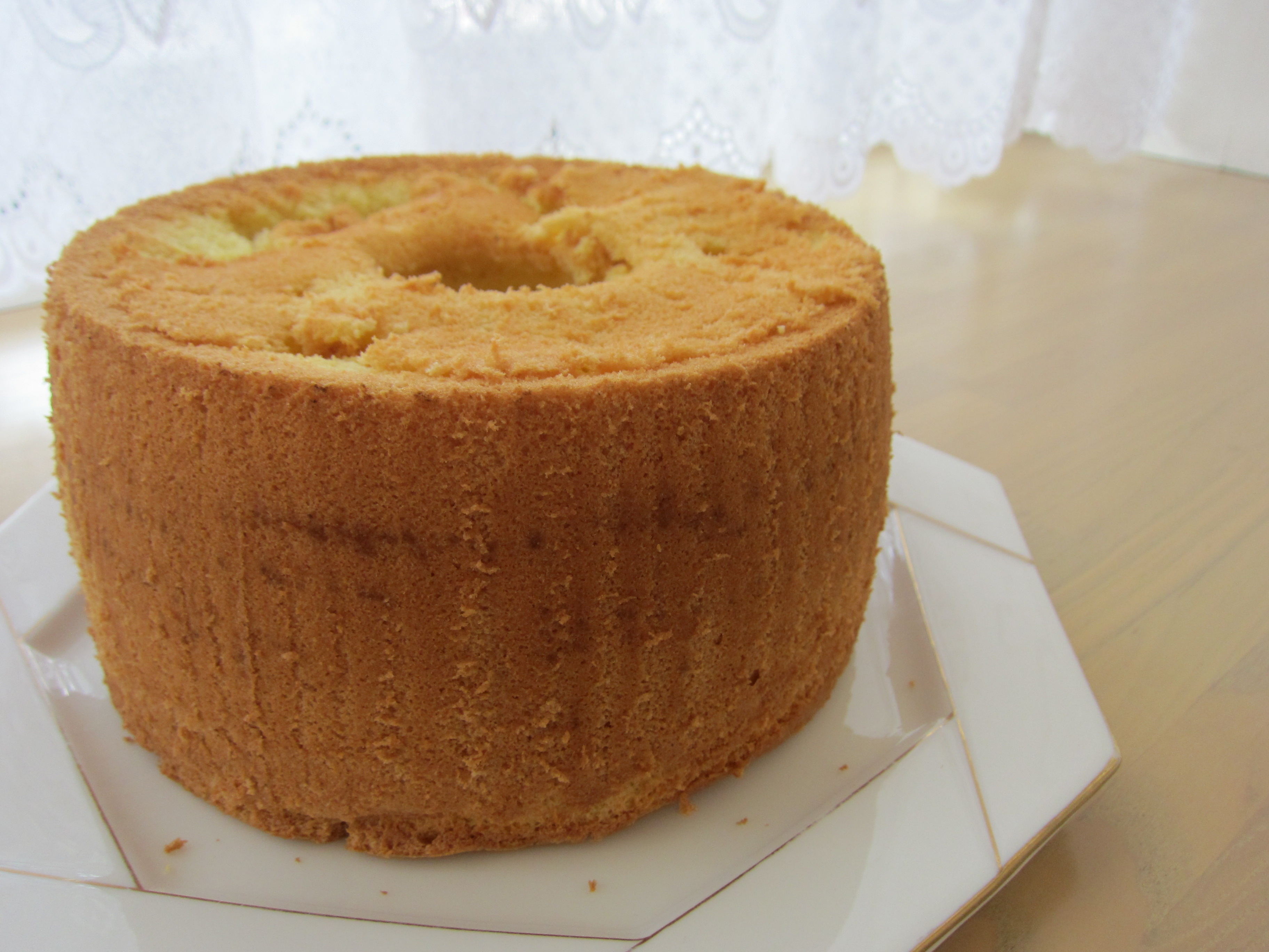 シフォンケーキを焼いて お誕生日ケーキ Eatpick