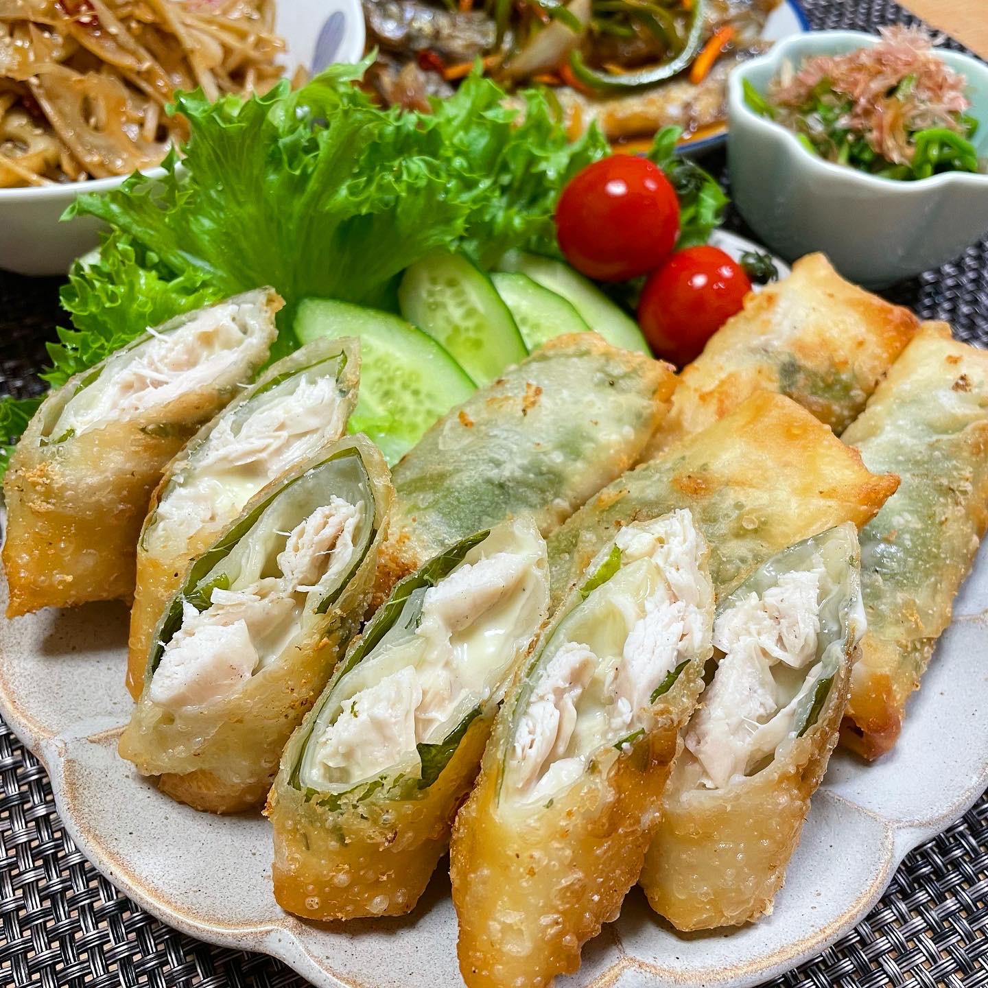 ささみとチーズと大葉の春巻き Eatpick