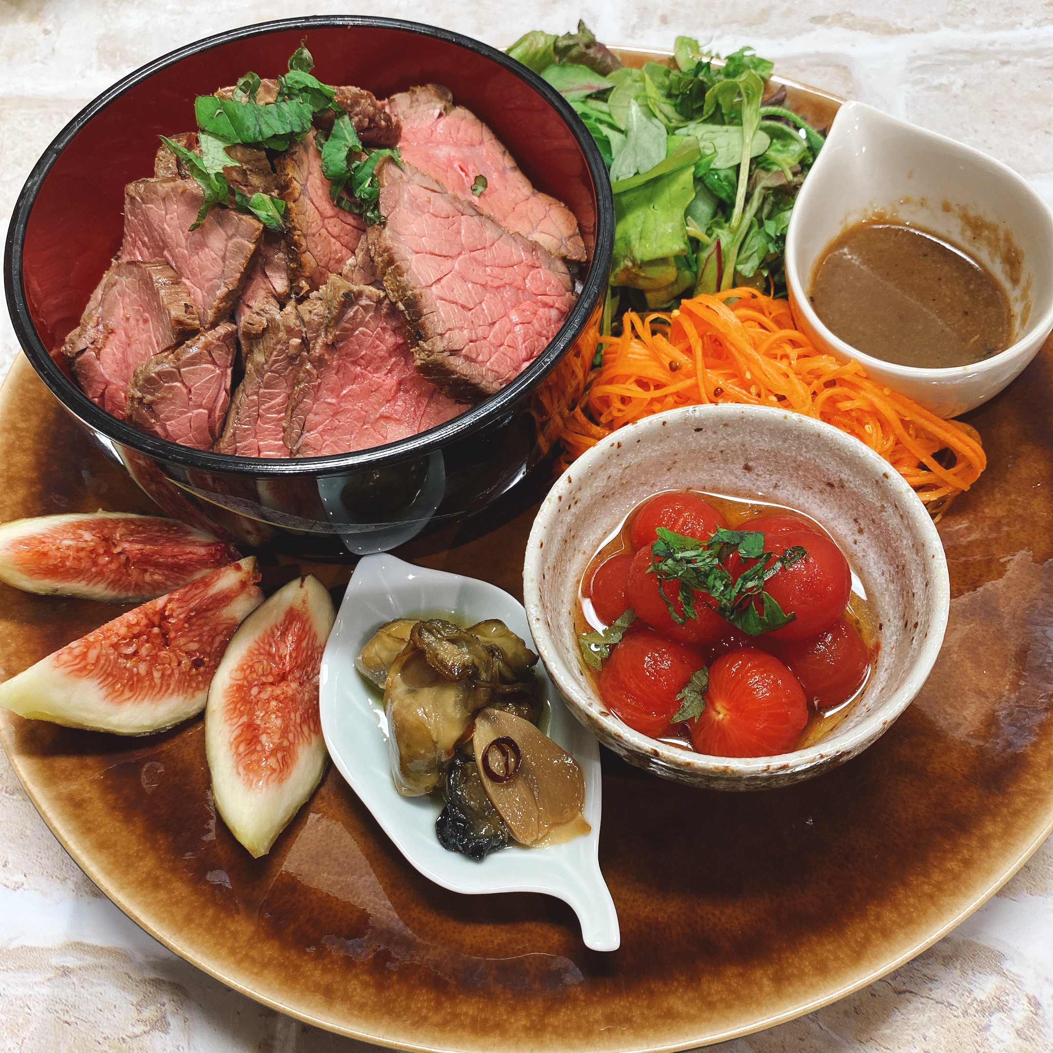 安いお肉でも柔らかく 炊飯器で作る簡単ローストビーフ Eatpick 安いお肉でも柔らかく 炊飯器で作る簡単ローストビーフ Eatpick