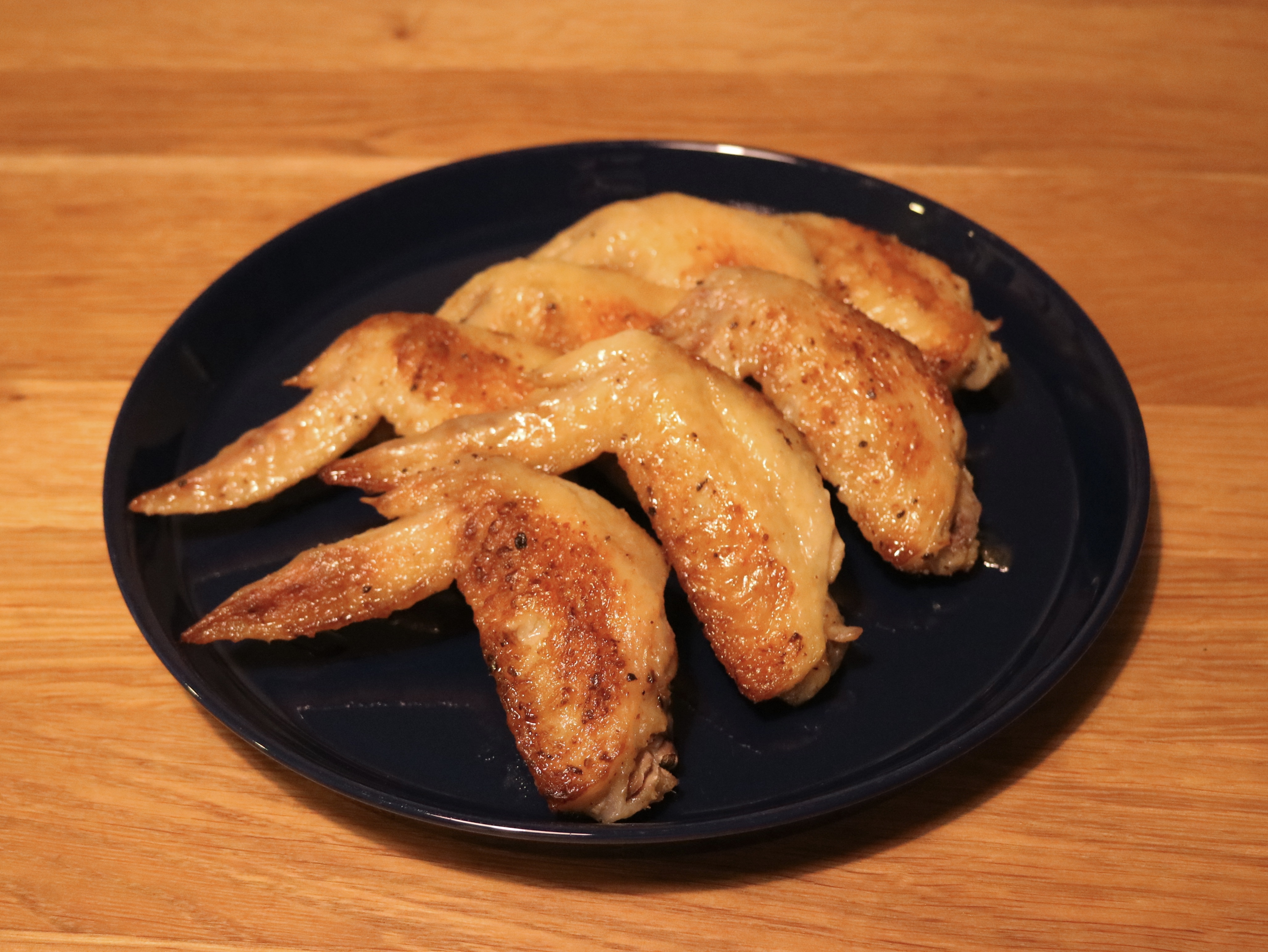 カリッとほろほろ 手羽先の塩焼き Eatpick