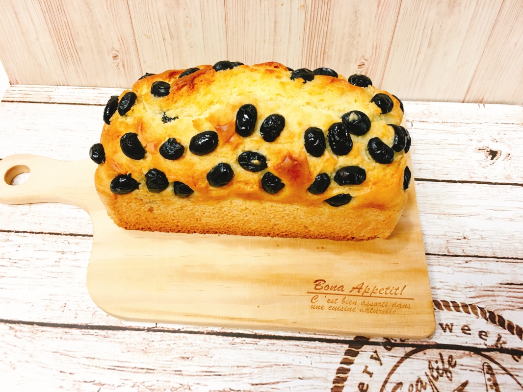 黒豆のパウンドケーキ Eatpick 黒豆のパウンドケーキ Eatpick