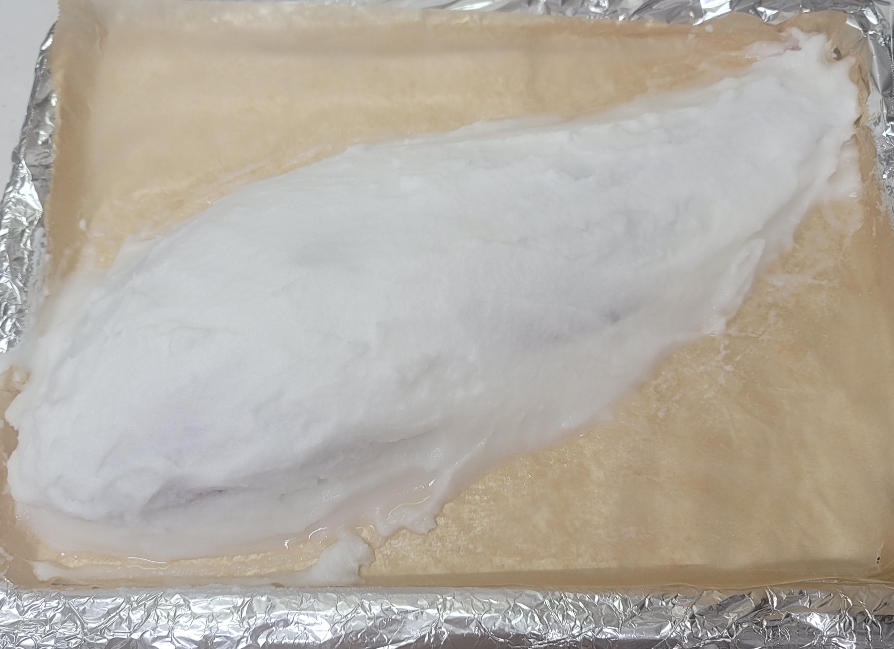 鯛のハーブ塩釜焼き Eatpick