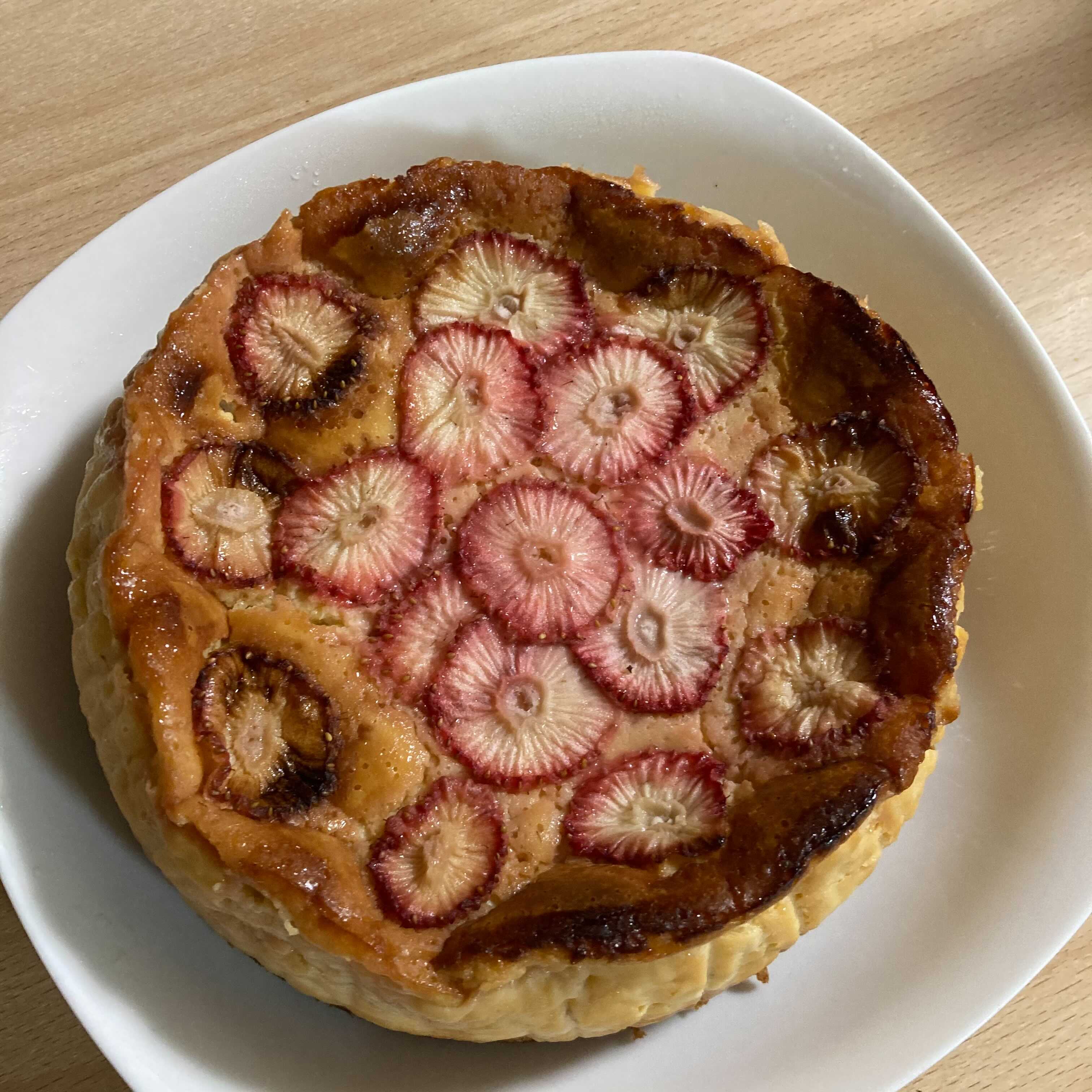 いちごベイクドチーズケーキ Eatpick いちごベイクドチーズケーキ Eatpick