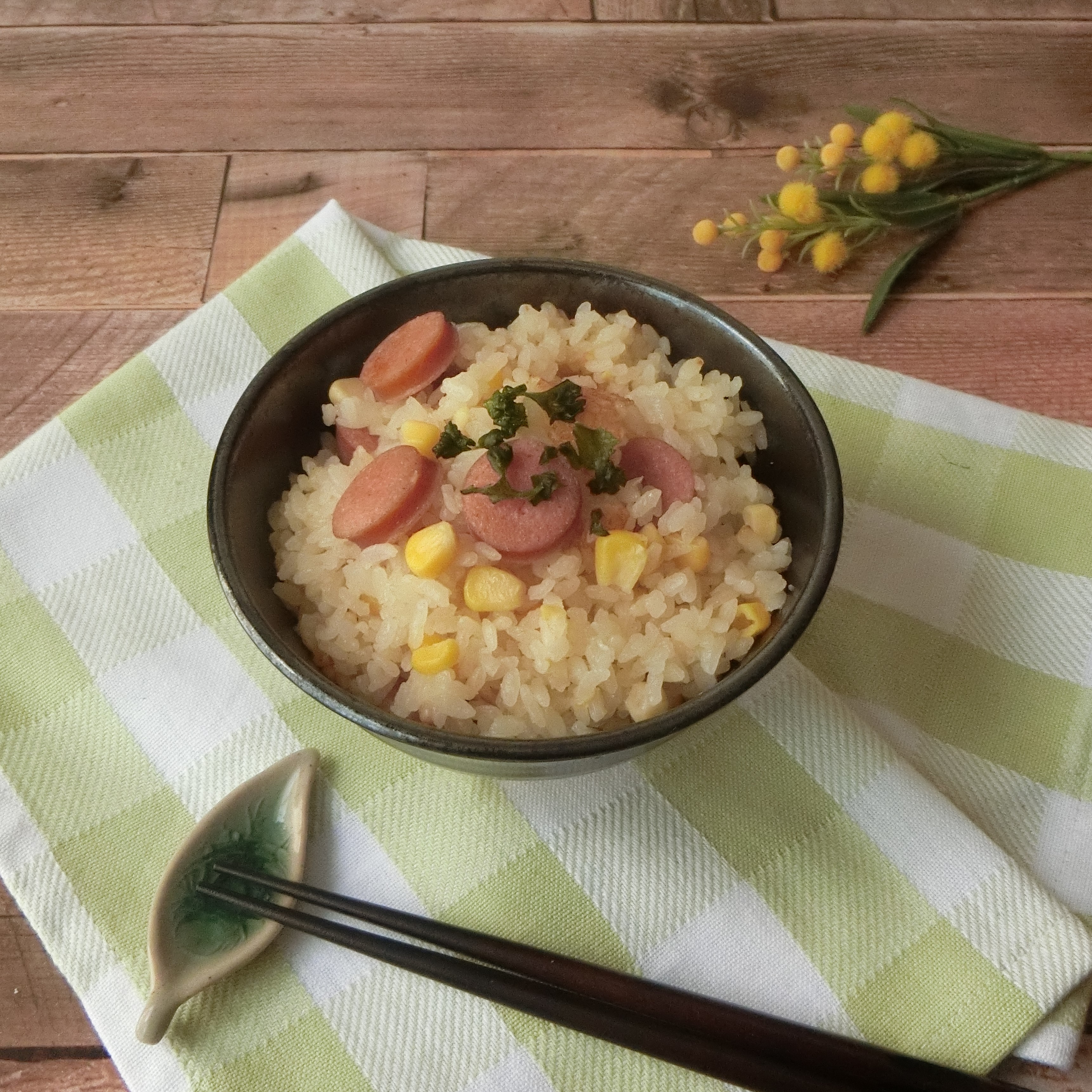 粉末コーンスープで作る コーンとウィンナーの炊き込みご飯 Eatpick