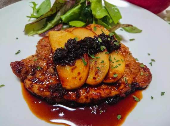 アスパラガスとレッドオニオンのグリル、オリーブオイルとバルサミコ酢添えのレシピ