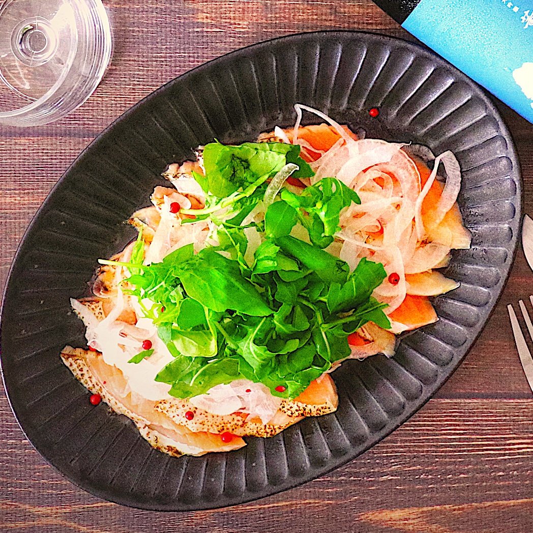 炙りサーモンのカルパッチョ Eatpick