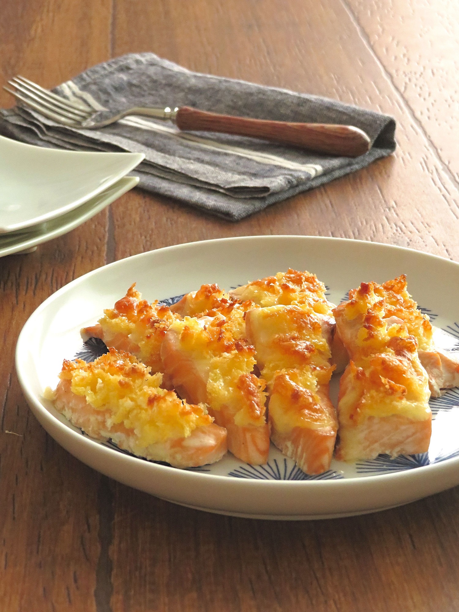 トースターで簡単調理☆鮭のマヨチーズパン粉焼き☆お弁当にも◎  EATPICK