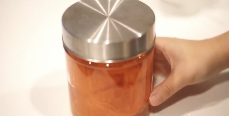 自家製ホールトマト Eatpick